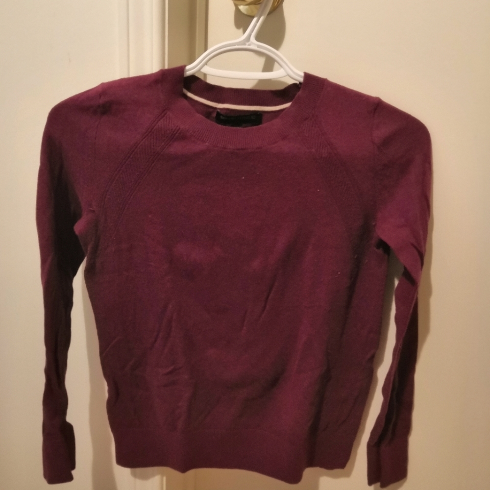 Banana Republic burgundy sweater
